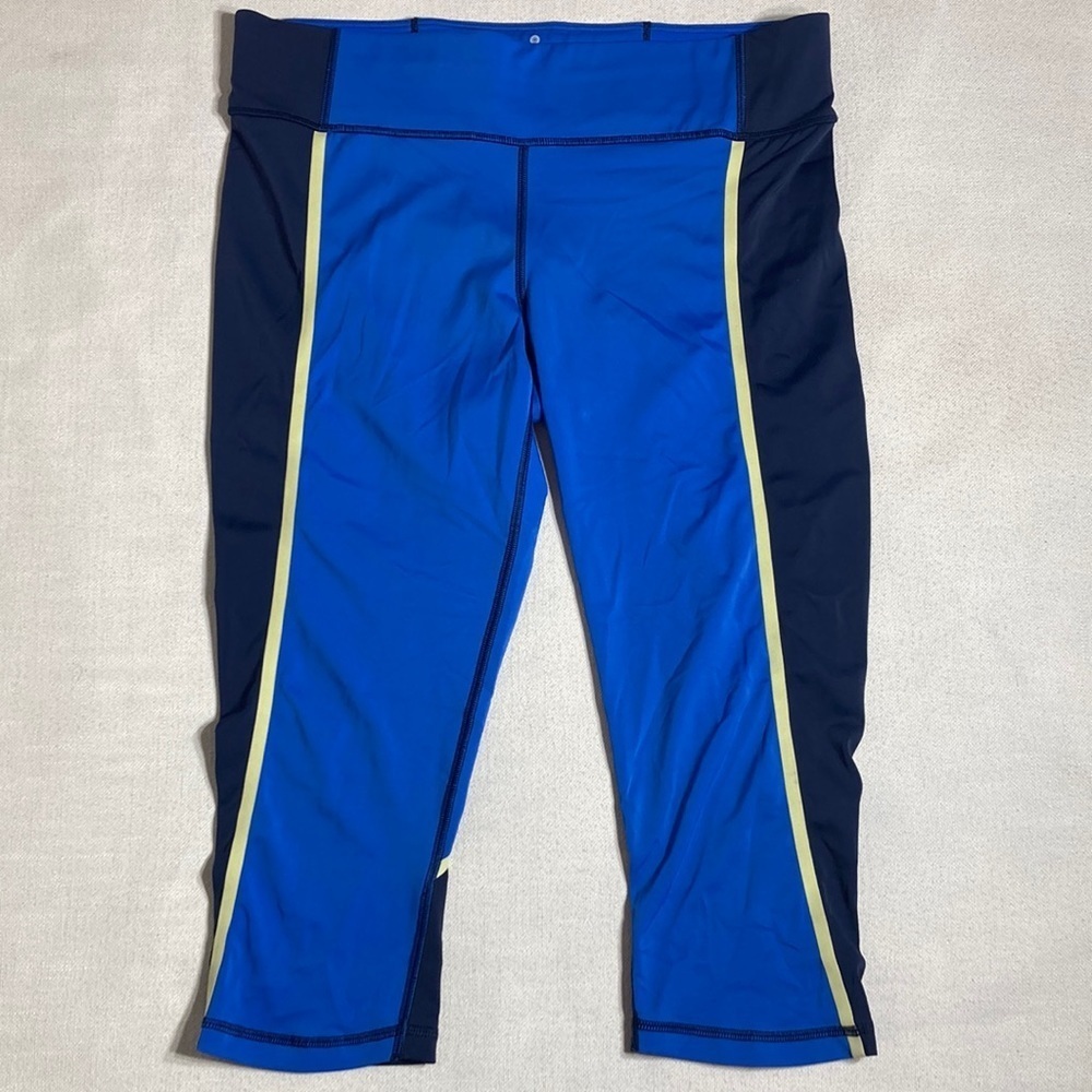 ATHLETA | Blue Crop Legging